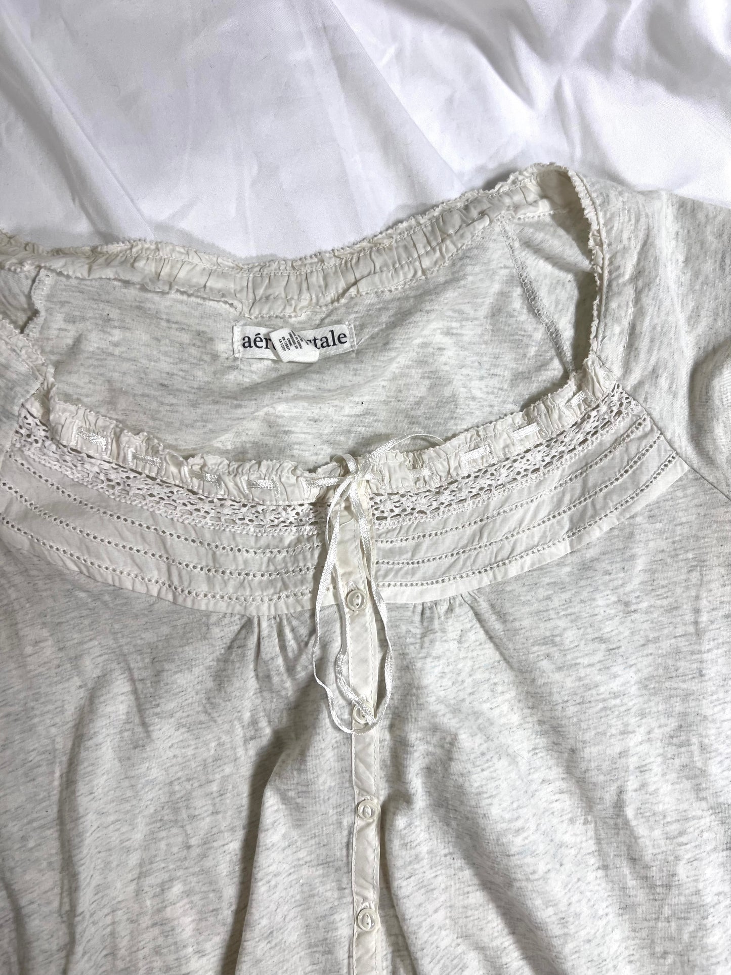vintage aéropostale light grey blouse