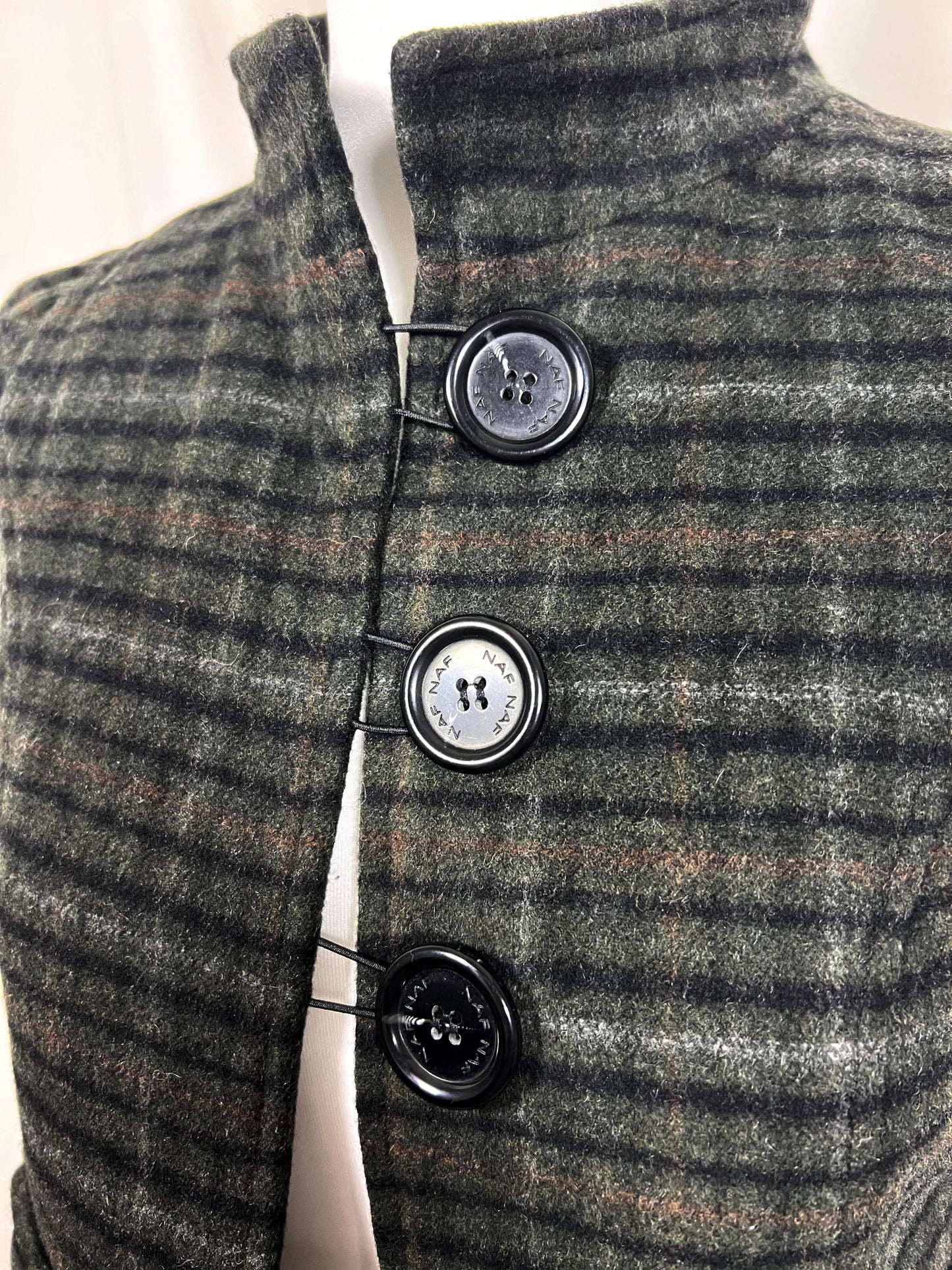 vintage eu label brown/green plaid short sleeve peacoat with collar and buttons