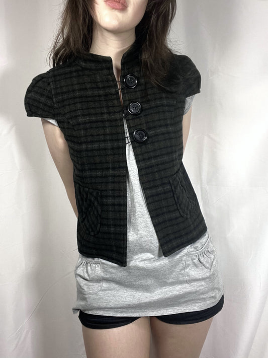 vintage eu label brown/green plaid short sleeve peacoat with collar and buttons