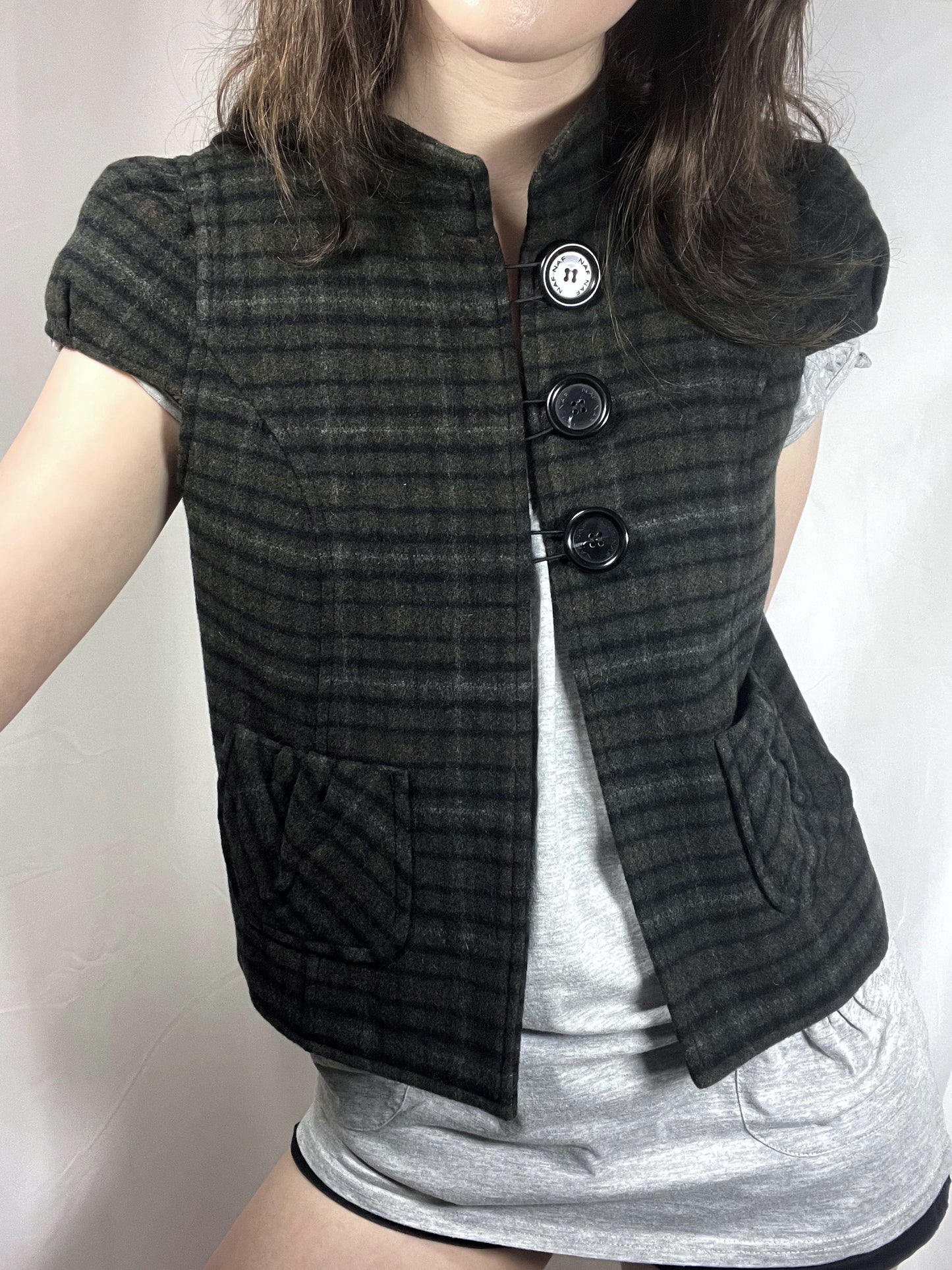 vintage eu label brown/green plaid short sleeve peacoat with collar and buttons