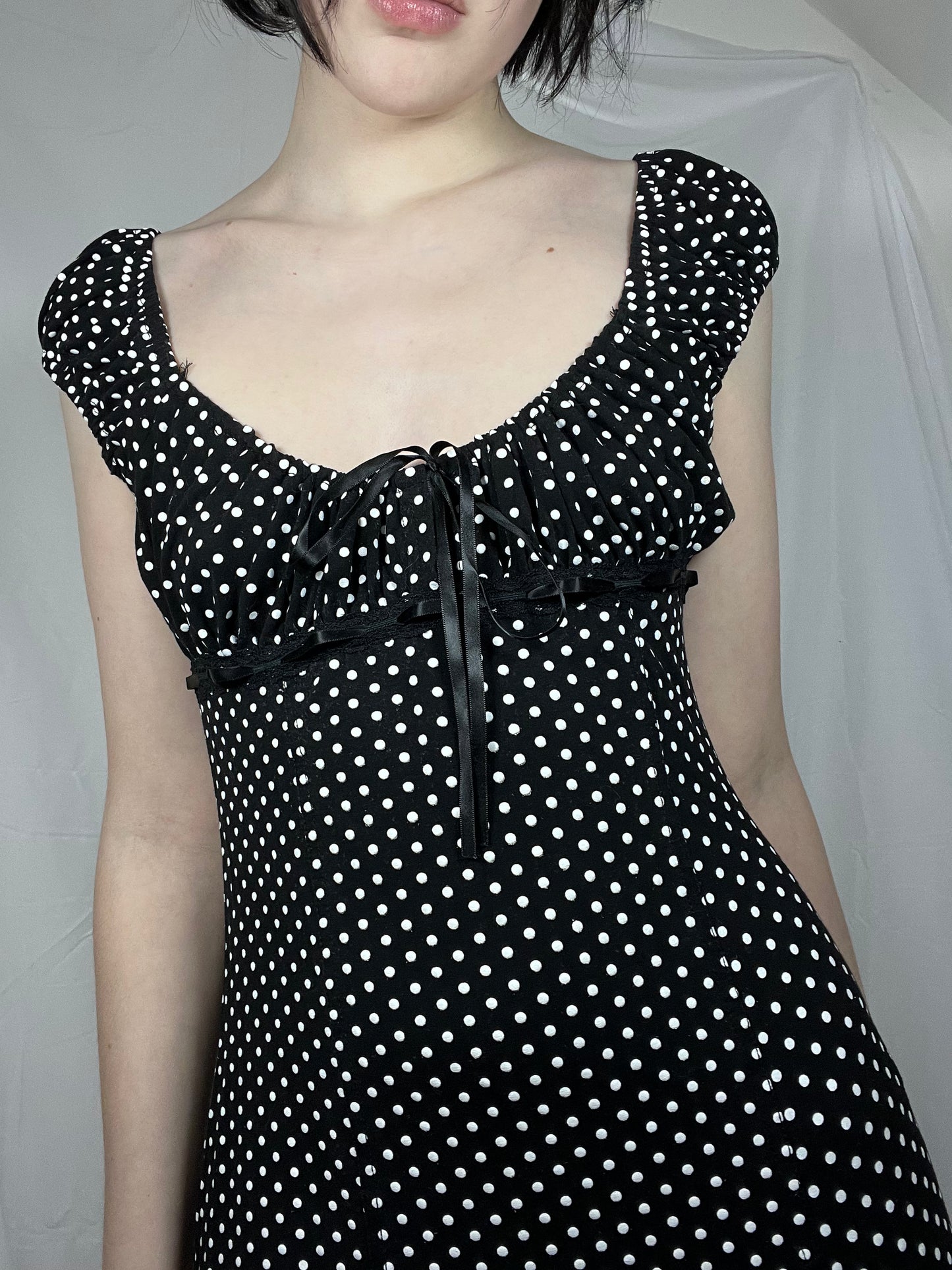 vintage b&w polka dot dress