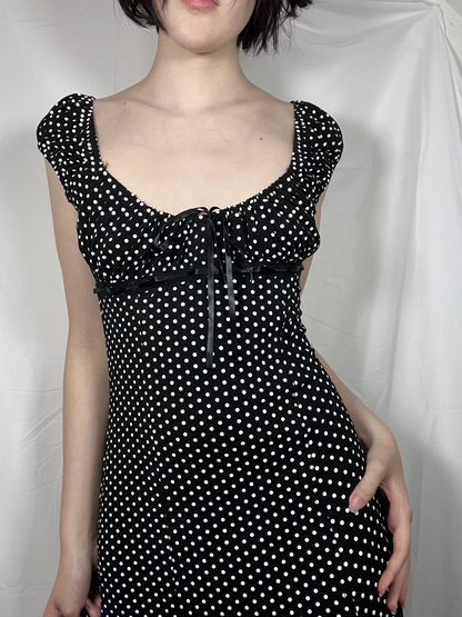 vintage b&w polka dot dress