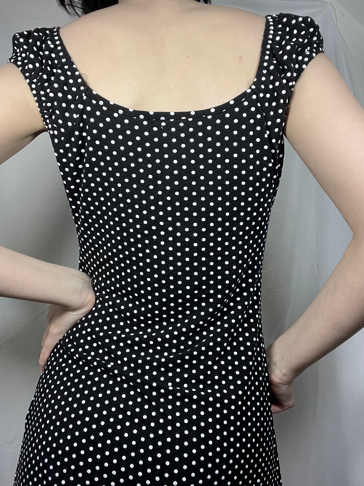 vintage b&w polka dot dress