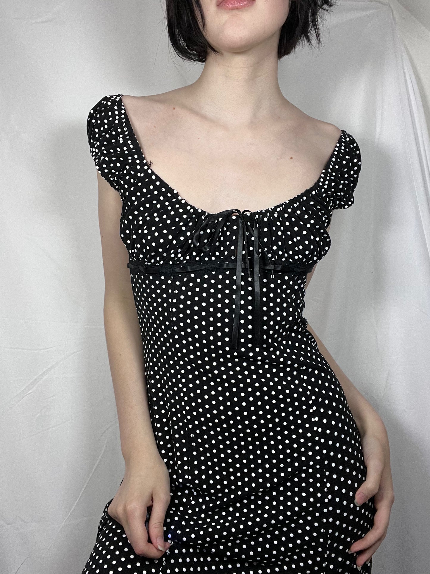 vintage b&w polka dot dress