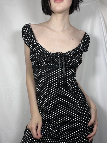 vintage b&w polka dot dress